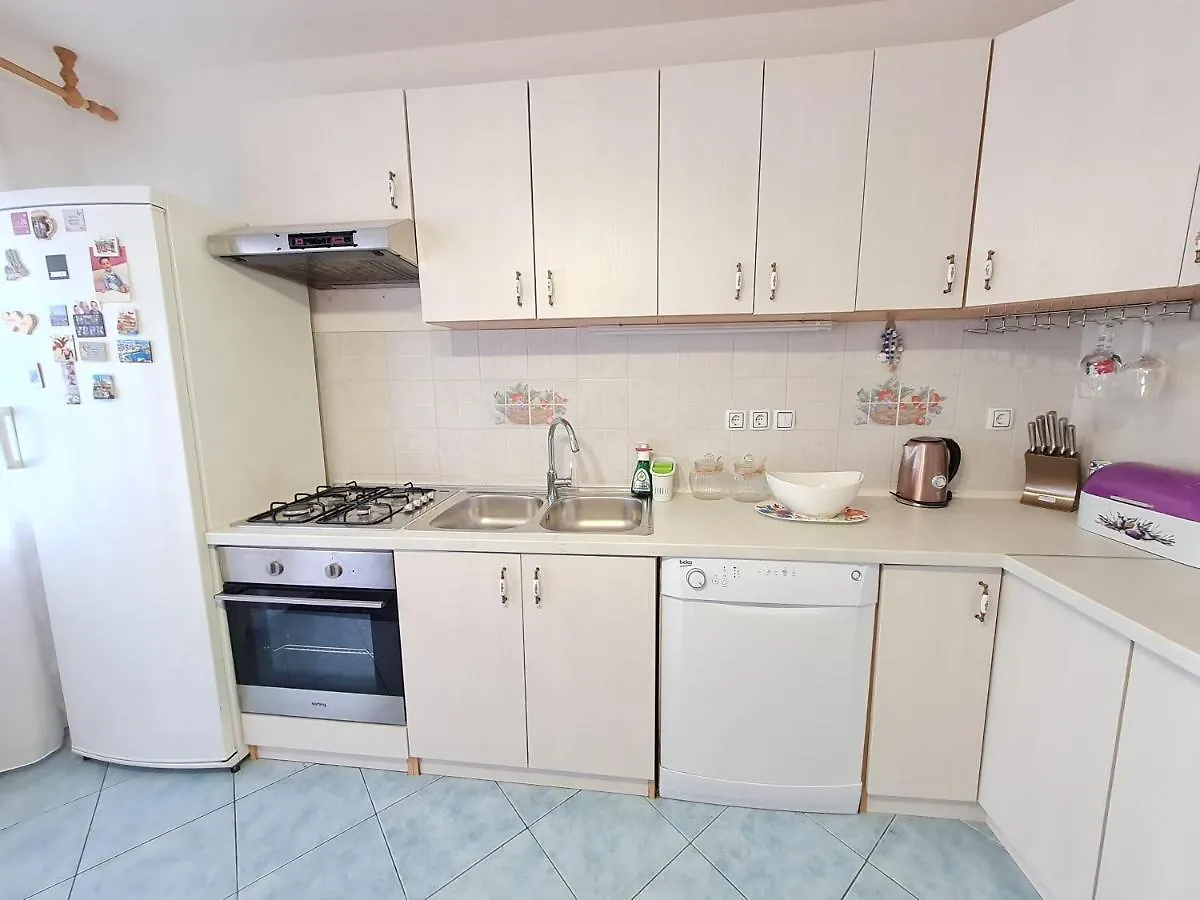 Ksenija Apartment Novi Vinodolski