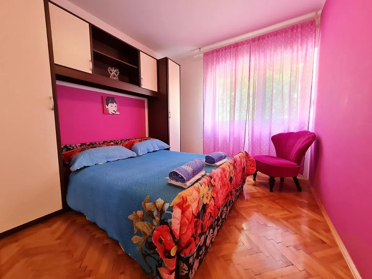 Ksenija Apartment Novi Vinodolski 0*,